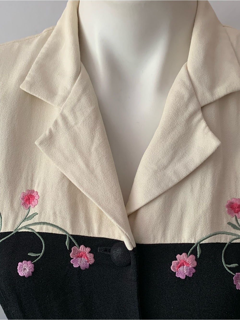 v i n t a g e :: Embroidered Button Front Modest Shirt Dress - Picture 6 of 13